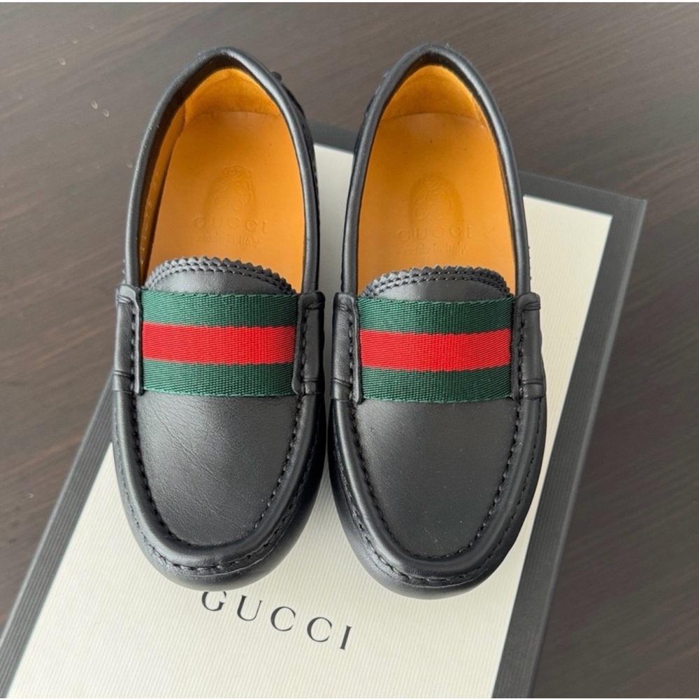 Gucci Black Leather Loafers with Red and Green Accent-Size 27